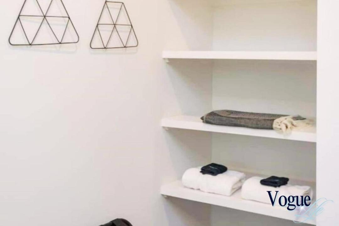 Vogue Life Trendy 4br House Ensuites *