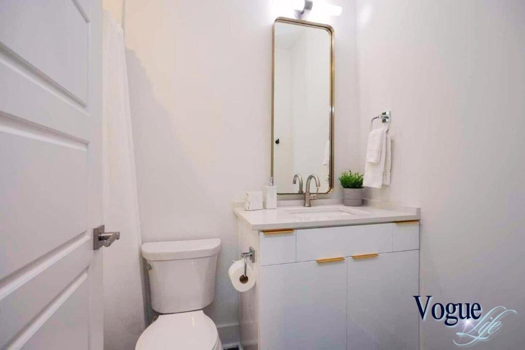 Vogue Life Trendy 4br House Ensuites